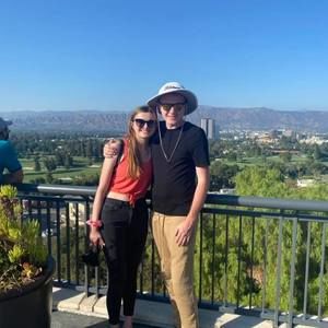 Meet your Posher, Dana